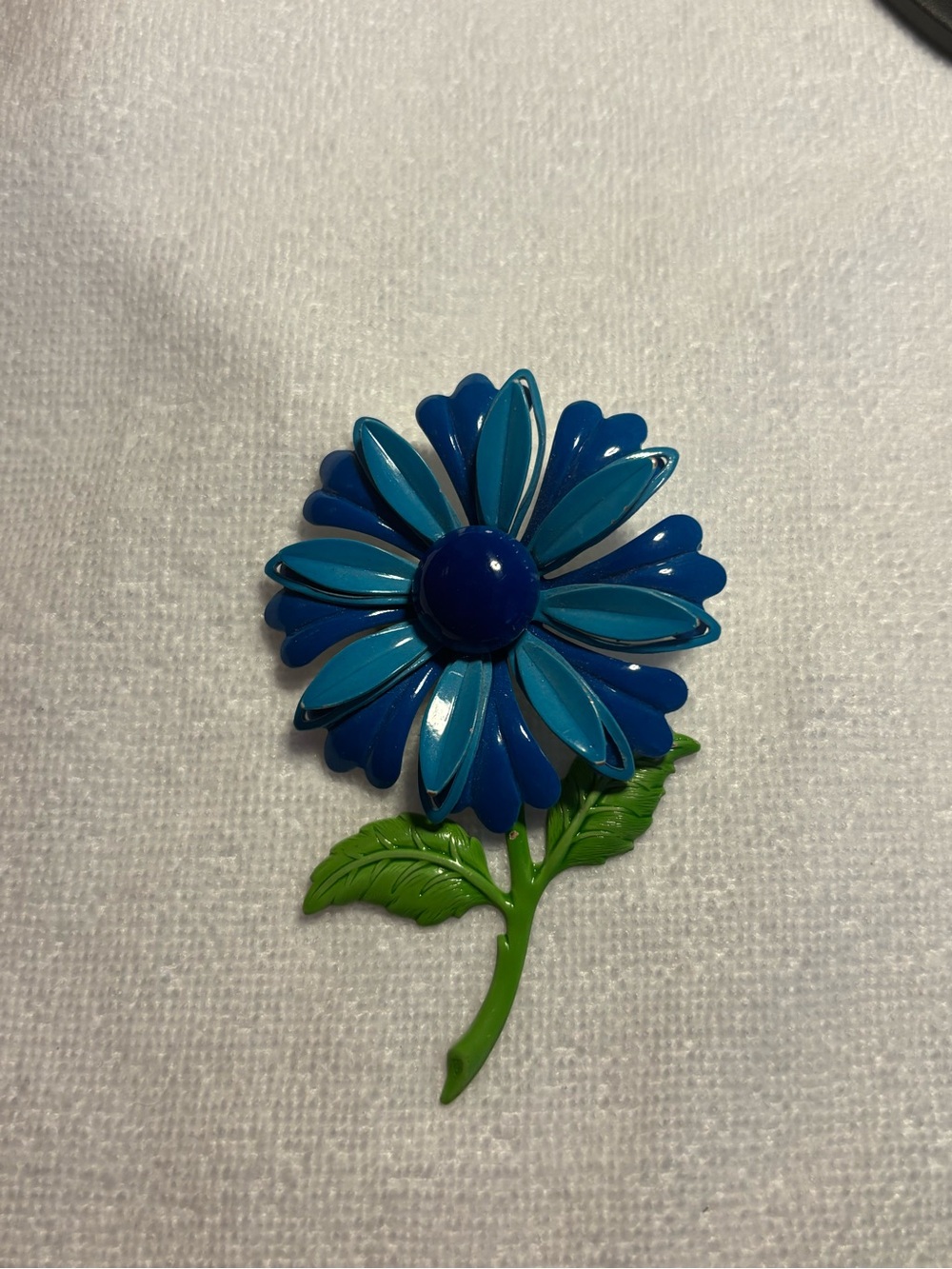 Blue Enamel Daisy Brooch with Green Stem - Women Jewelry Brooches